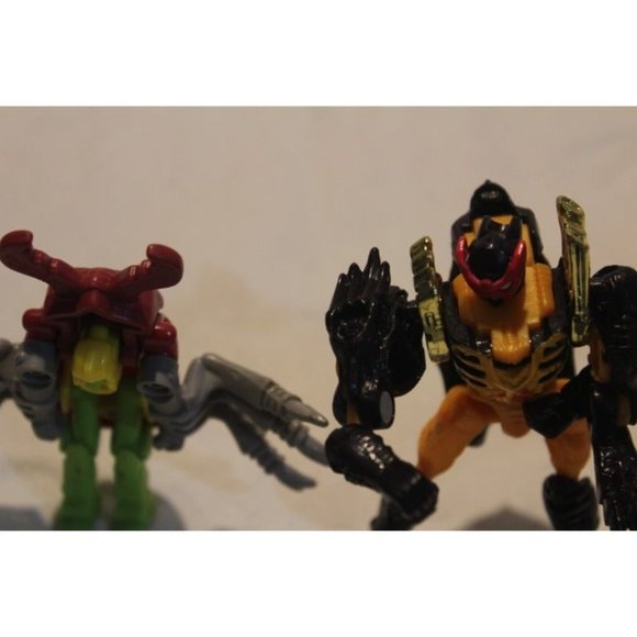Vintage Hasbro/Takara 1996/1998 Transformers Lot 2 - Picture 6 of 6